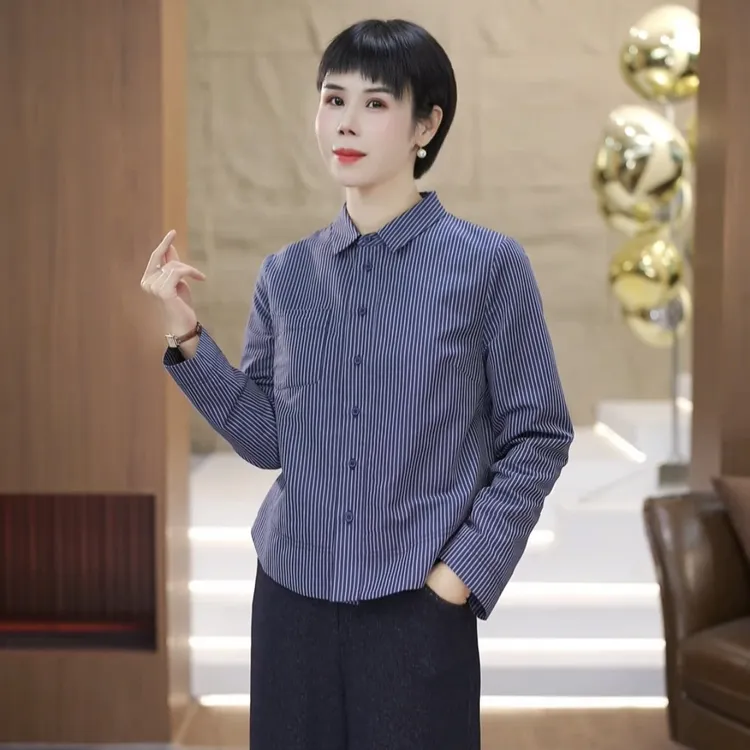 【渲渲推荐】XR-5332冬季减龄翻领口袋条纹格子加绒衬衣