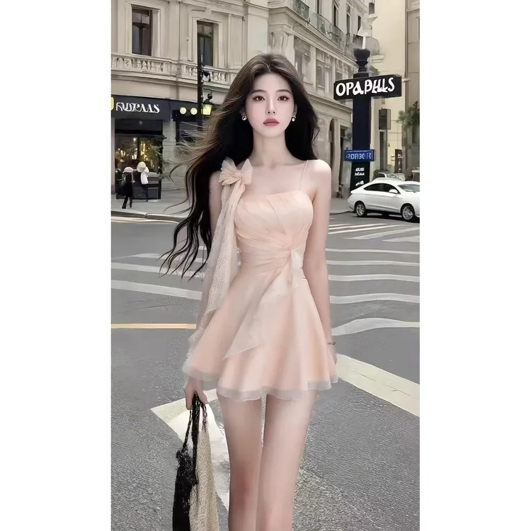 时尚氛围感甜美风少女感粉色一字肩吊带收腰设计感连衣裙气质短裙