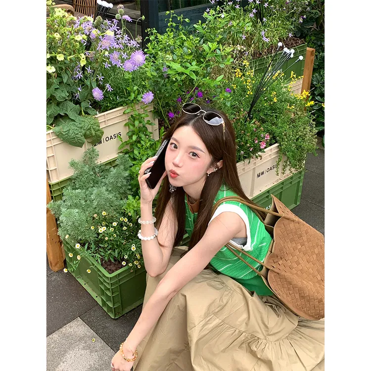 夏季韩系撞色网红洋气春游出行2025修身显瘦针织上衣显瘦半身长裙