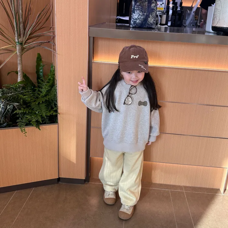 壹妈童装女童休闲风运动套装秋冬新款男女宝灰色百搭卫衣黄色裤子