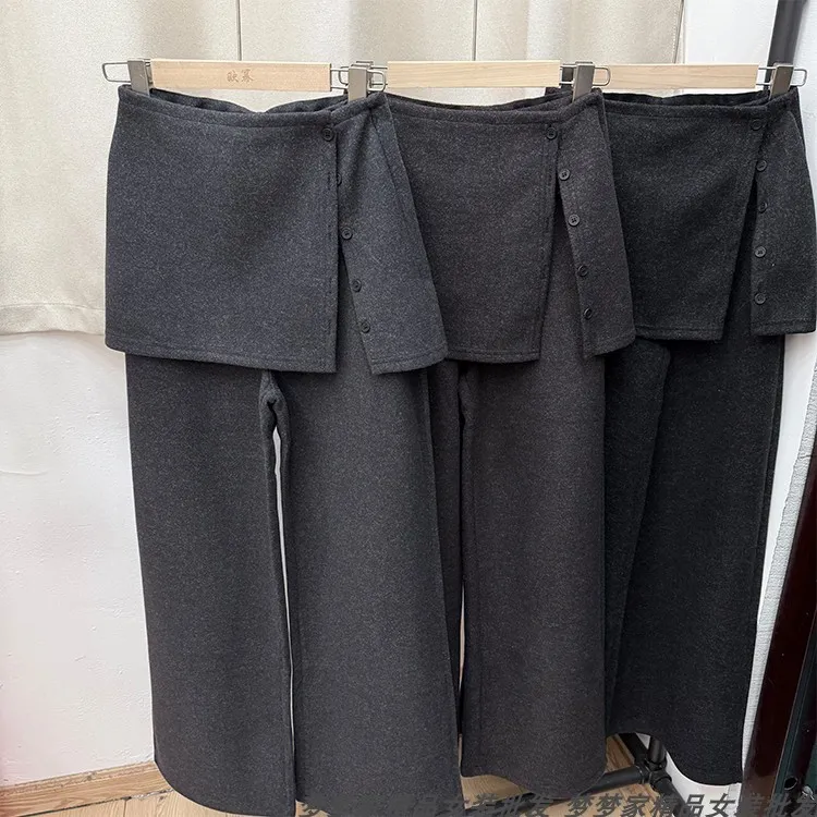 2025秋冬加绒加厚可拆卸屁帘微喇叭裤女韩国东大门遮胯显瘦休闲裤