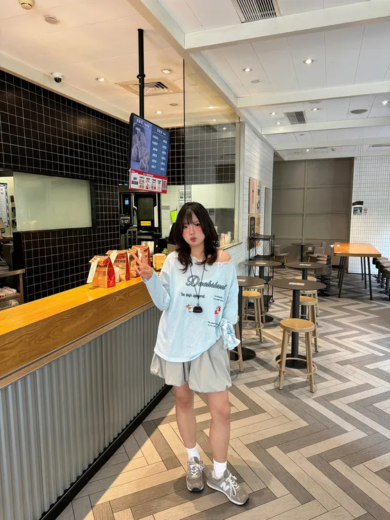 蕾丝露肩拼接长袖上衣防晒T恤中长宽松显瘦百搭女