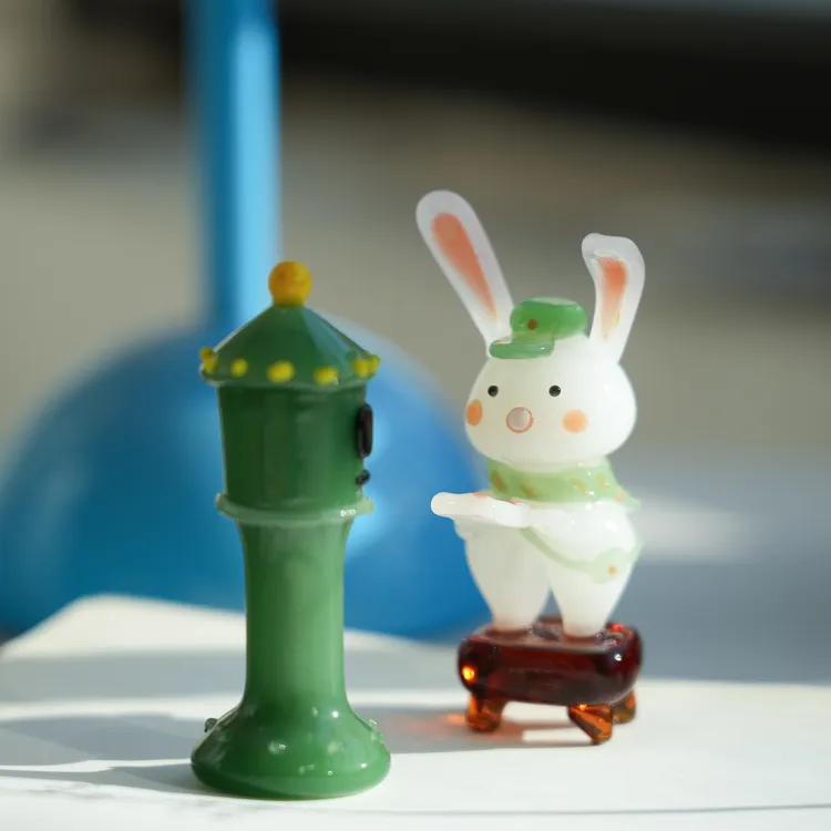 琉璃手作可爱邮差兔桌面摆件可爱治愈送信的小兔子装饰品生日礼物