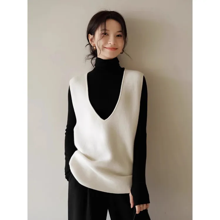 白色v领针织马甲女装秋冬新款慵懒宽松无袖毛衣背心坎肩叠穿上衣