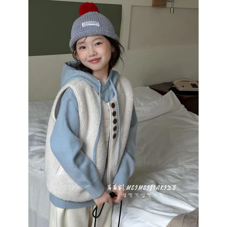 韩系女童叠穿百搭羊羔毛马甲套装休闲皮毛一体坎肩加厚毛衣三件套