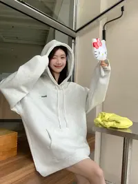 温柔瑶-键盘家秋款福利#松弛慵懒休闲百搭字母连帽卫衣kc#5559