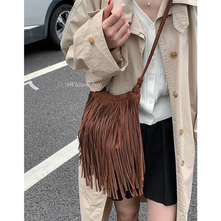 复古波西米亚包包女2025新款秋冬单肩斜挎包小众西部牛仔风流苏包