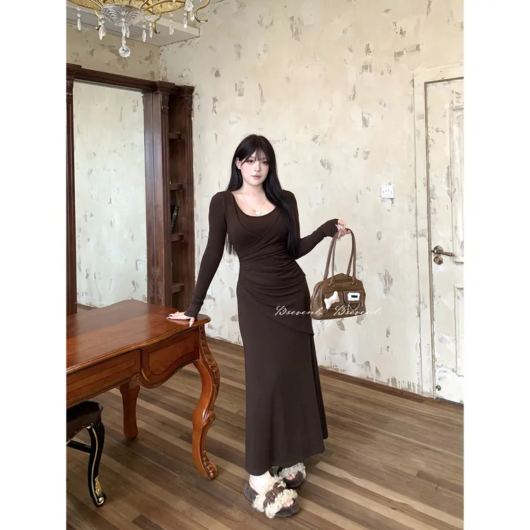 黑泽玄七“遮腹王者4.0”长裙裙子套头收腰抗皱复古高腰长袖连衣裙