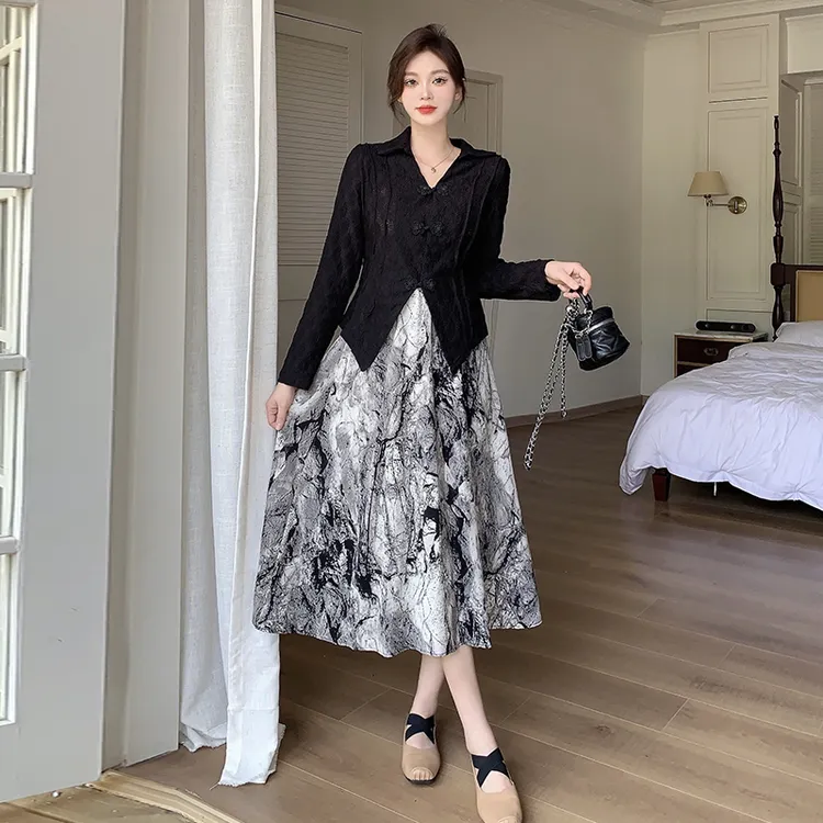 61559大码女装2025秋季新款洋气法式上衣遮肉半身裙复古国风套装
