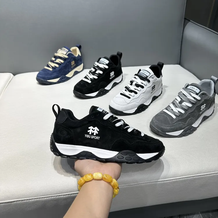 男款耐磨低帮时尚休闲鞋商品图