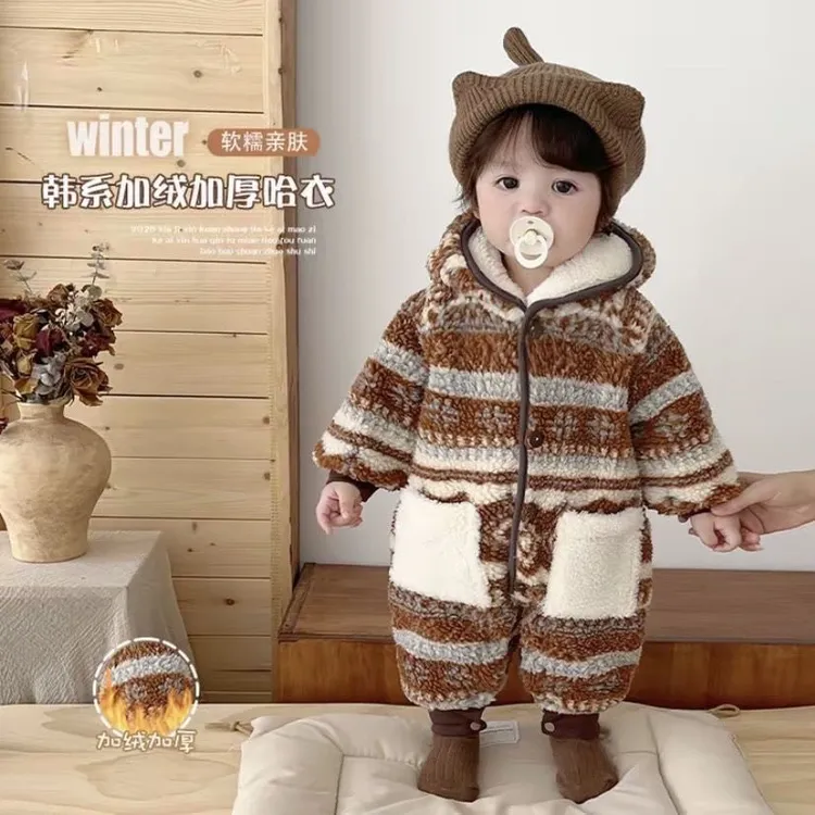 冬装洋气婴儿连体衣冬款加厚保暖宝宝衣服冬天外出服外穿服加绒