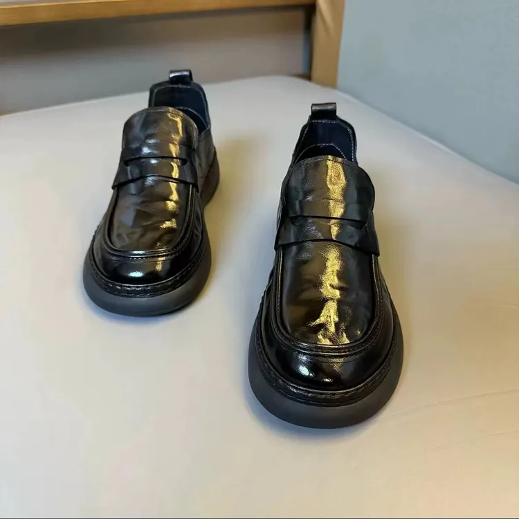 2025春季新款商务休闲一脚蹬舒适圆头时尚百搭软底皮鞋复古男鞋