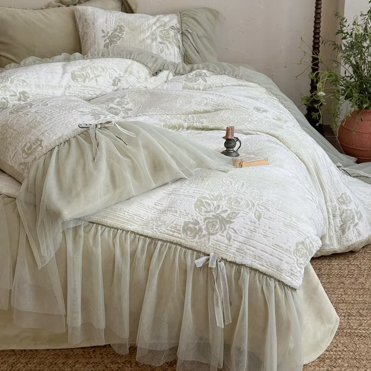 法式秋冬少女加厚牛奶绒四件套玫瑰雕花蝴蝶结被套保暖珊瑚绒床品