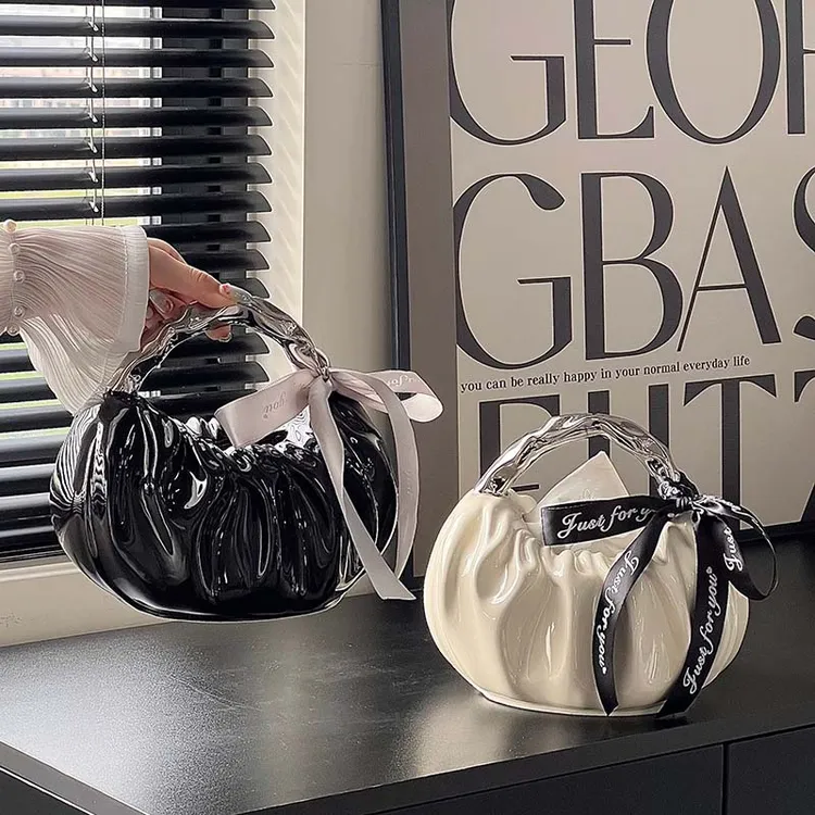 新款轻奢高颜值精致抽纸盒餐厅桌子用陶瓷手提包造型纸巾盒乔迁礼