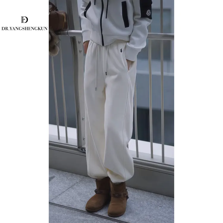 杨圣坤2025冬季新品超柔婴儿绒小马刺绣束脚卫裤休闲裤ES25102255