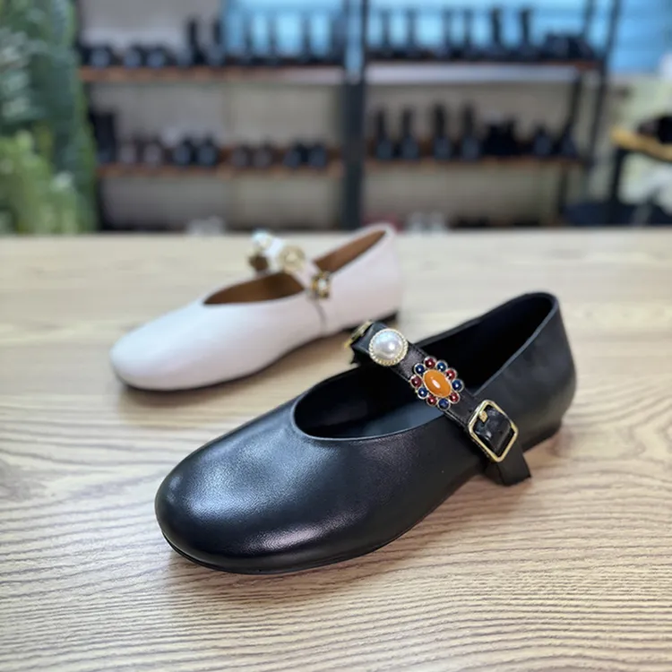 小香风爆款女单鞋2025春季新款真皮浅口圆头平地一字带玛丽珍女鞋