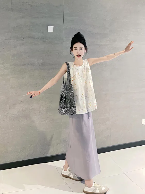 2025夏季款法式田园温柔风气质穿搭碎花背心上衣高腰半身裙两件套