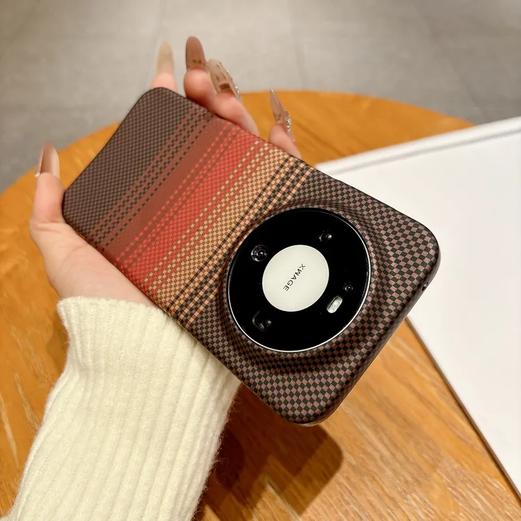 适用华为Mate80碳纤维纹手机壳磁吸简约拼色Pura80防摔硬壳Pura70