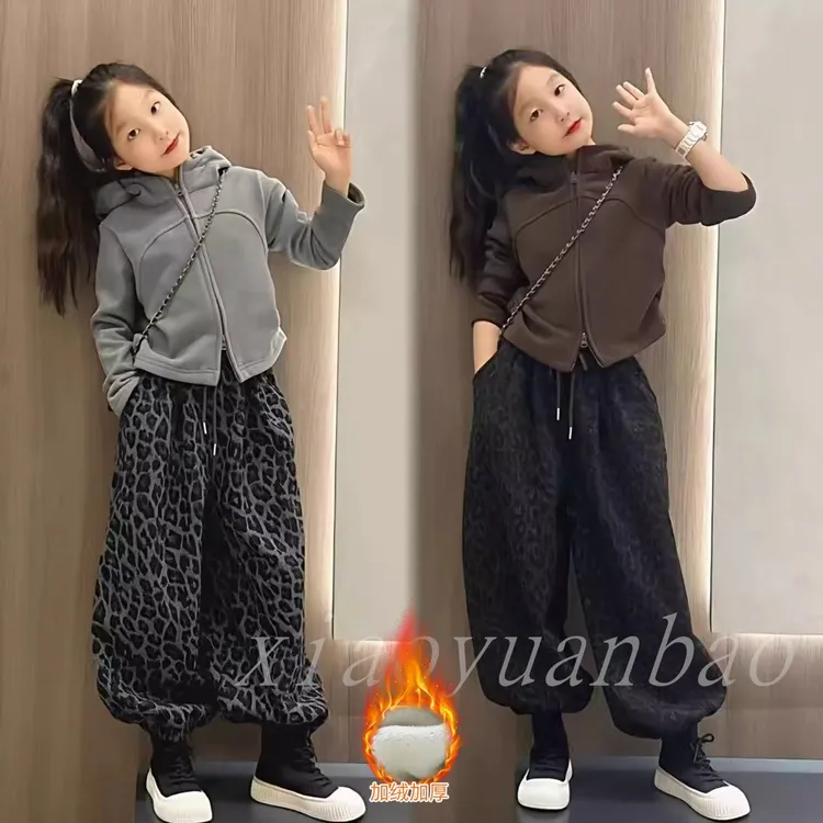 女童美式秋冬季加绒豹纹裤2025新款街舞爵士舞运动宽松灯笼裤套装