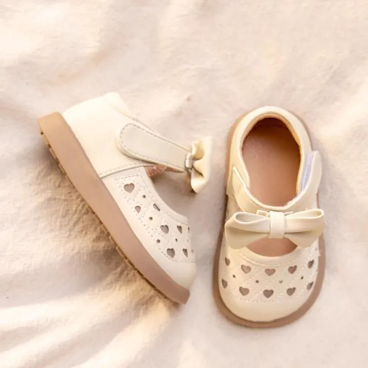 2025宝宝鞋子夏季爆款女童公主凉鞋防滑软底学婴儿步鞋镂空皮鞋潮