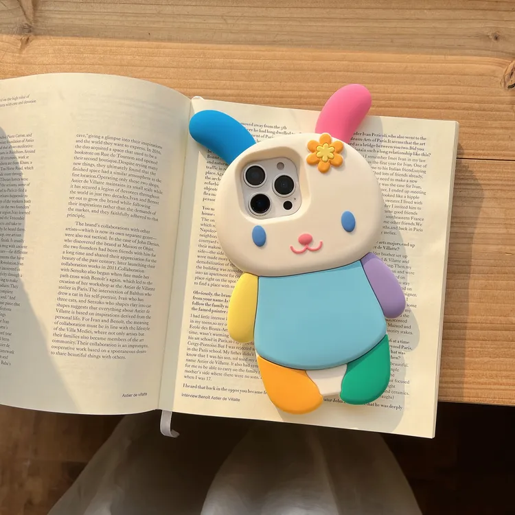 适用苹果16卡通硅胶彩虹兔手机壳可爱立体苹果15全包软壳14/13pro