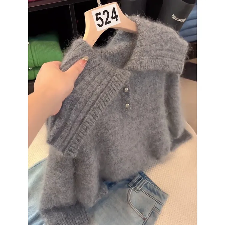 2025新款韩式休闲风大翻领针织毛衣女宽松显瘦百搭长袖上衣