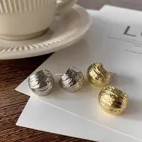 铜合金耳饰 【简约褶皱】轻欧美C形金色拉丝耳圈 A419