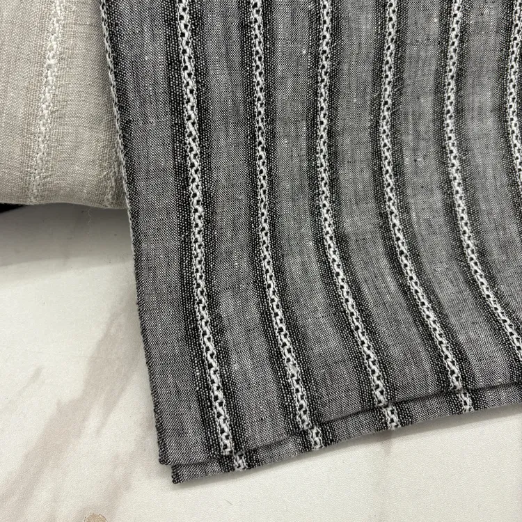 肌理感雨露麻纯亚麻提花 透孔花箩复古高级感女装面料 幅宽138