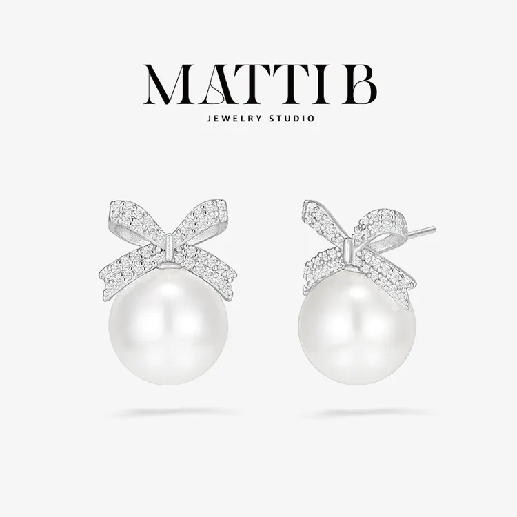 铜合金仿珍珠耳饰 锆石轻奢高级感新爆款设计感蝴蝶结耳钉女2048