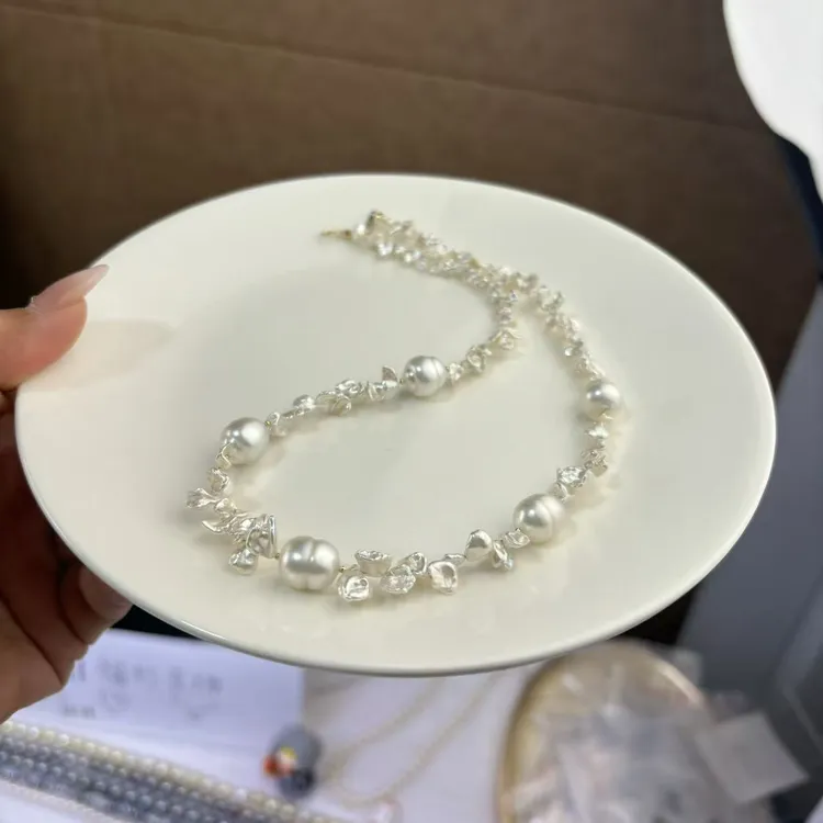 蓝血澳白花瓣海水珍珠轻奢时尚小众锁骨链颈饰