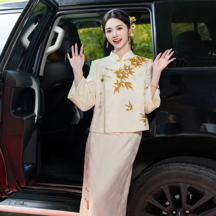 新中式订婚礼服2025新款新娘旗袍敬酒服结婚套装领证裙子平时可穿