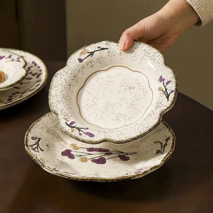 川岛屋法式复古盘子菜盘家用2025新款陶瓷漂亮餐盘饭碗釉下彩餐具