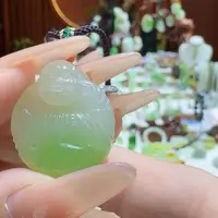 和田玉（翠青玉）未镶嵌挂件翠青抱抱佛