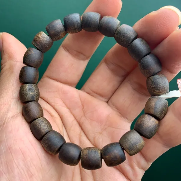 沉香白奇品质沉水鼓珠10mm单圈乌身原叶金沙叶绿奇楠手串