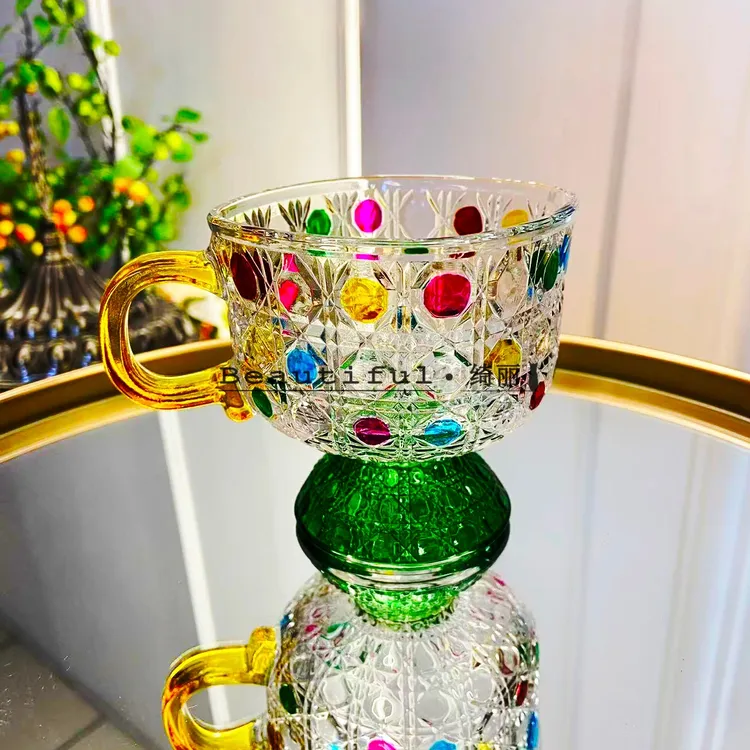 一只装-轻奢人工彩绘黄把手杯创意矮脚杯高颜值把手四方杯果汁杯