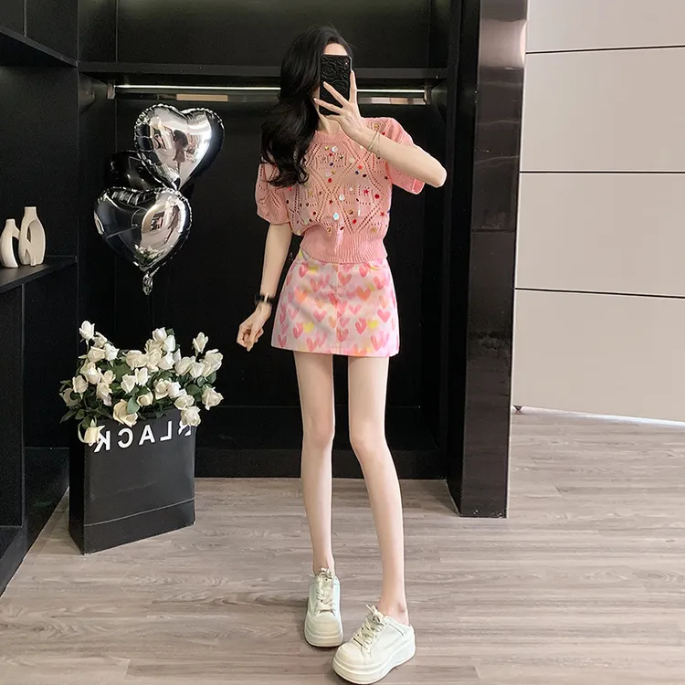 潮流炸街时尚套装女夏洋气镂空针织短袖上衣短裙碎花半裙两件套