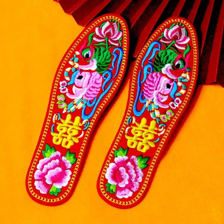 仿手工十字绣刺绣结婚本命年鞋垫男女士绣花鞋垫棉布面红鞋垫成