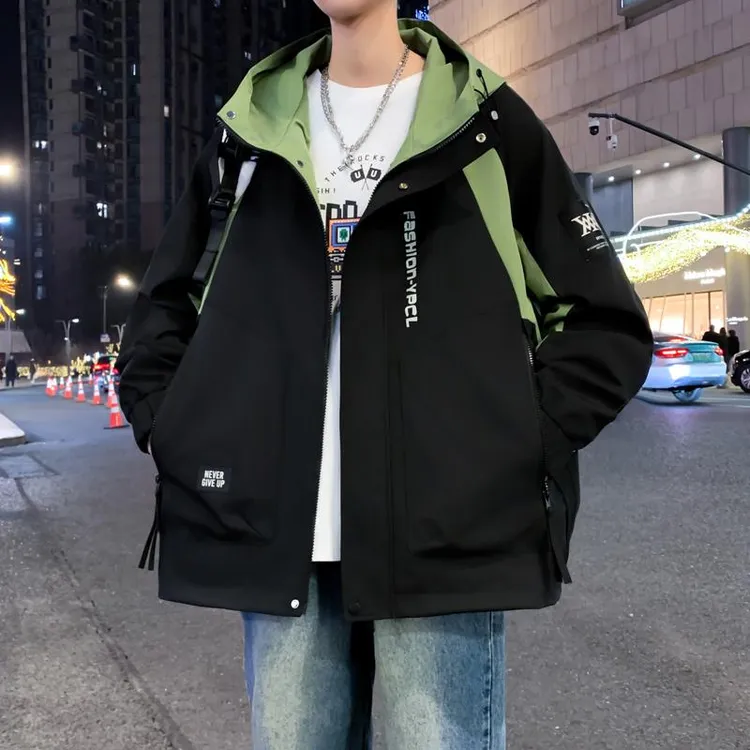 青少年春秋款外套冲锋衣男孩初高中学生潮流帅气夹克大童男装上衣