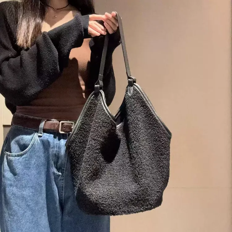 BMO秋冬韩系简约大容量单肩包通勤百搭女包慵懒随性毛绒托特包