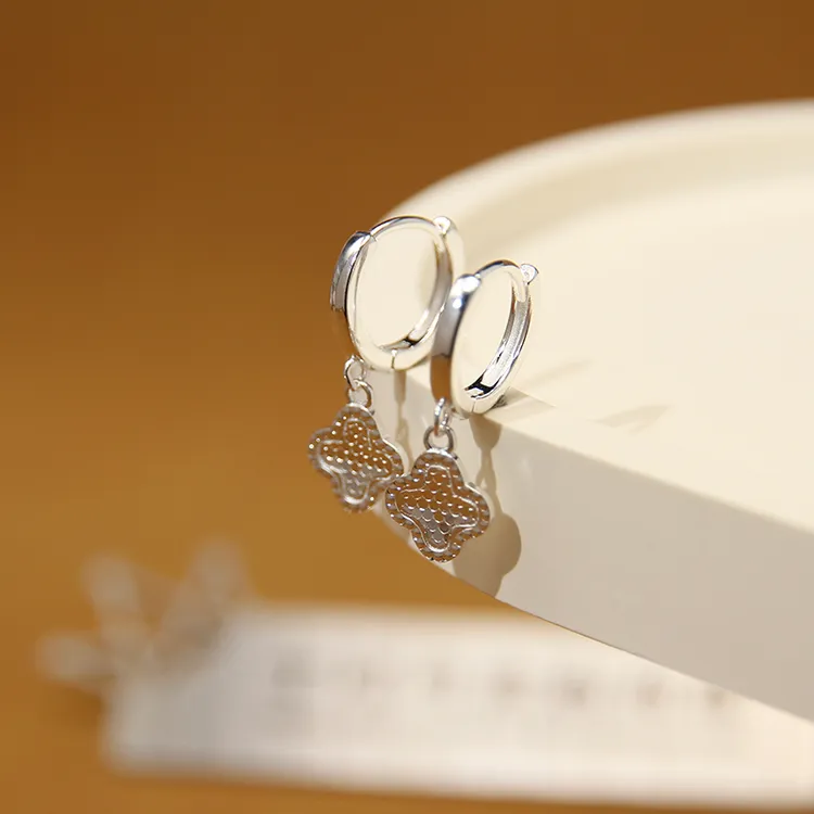 足银耳饰 999纯银耳环耳饰耳扣气质轻奢百搭设计感耳圈素款N1017