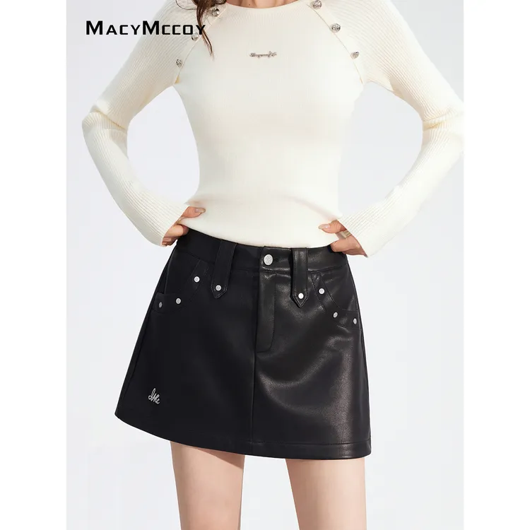MacyMccoy铆钉A字皮裙女冬季新品氛围感短裙收腰显瘦百搭半身裙
