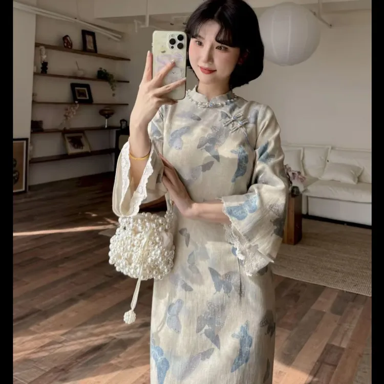 蕾英俊-蝴蝶引-秋季新款复古新中式蝴蝶印花改良旗袍-JF6598M