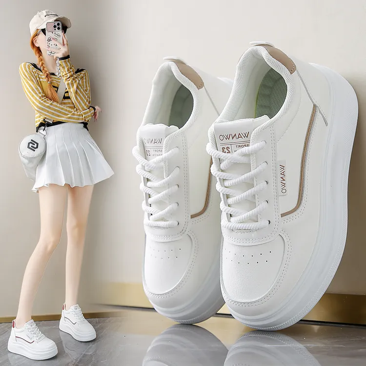 厚底小白鞋女2025新款透气轻便松糕鞋百搭小个子增高休闲鞋
