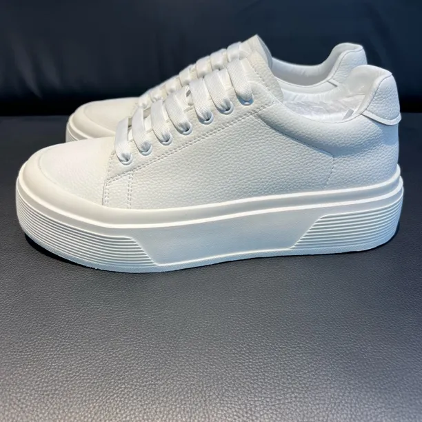 男士厚底白色四季款小白鞋百搭时尚休闲板鞋系带男士潮流韩版