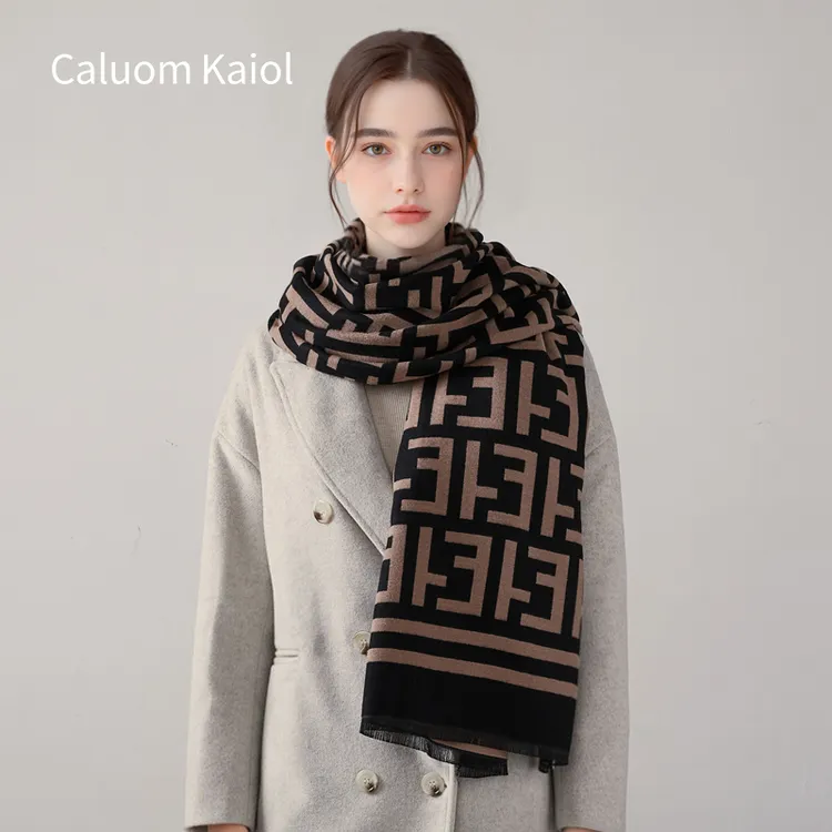 Caluom Kaiol品牌2025新款女款围巾字母时尚潮流围脖保暖空调披肩
