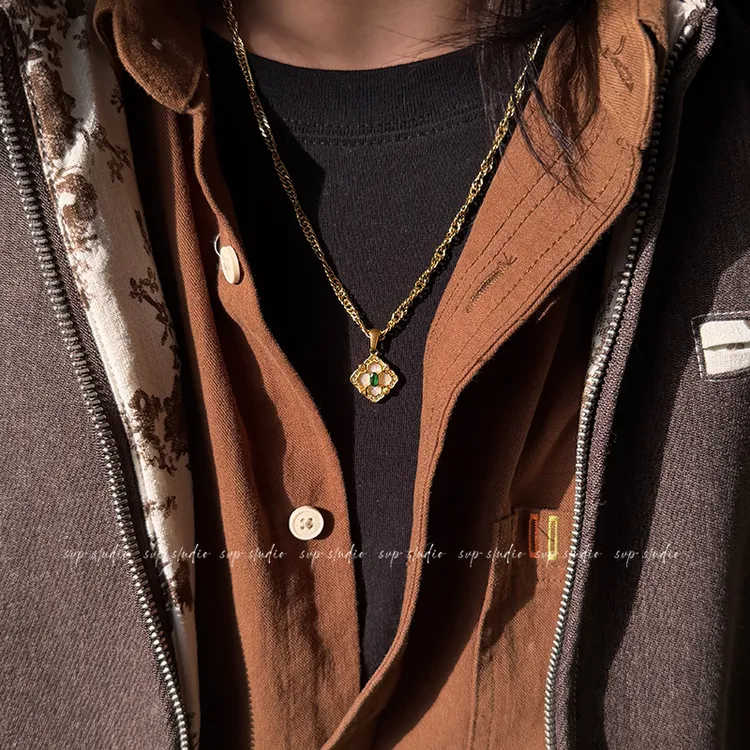 钛钢项链 四叶草不掉色项链男女毛衣链小众轻奢高级感复古锁骨链