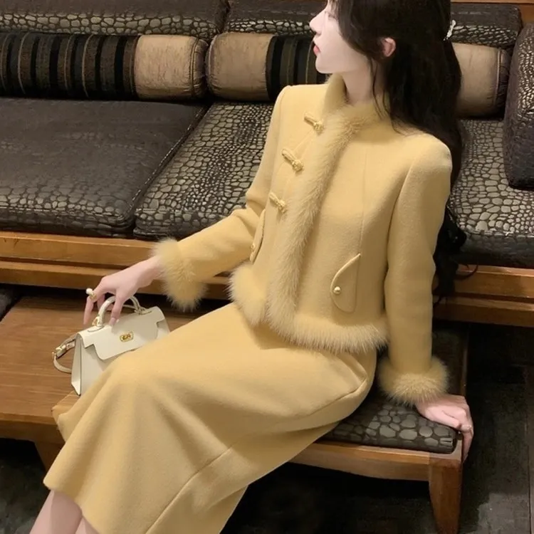 秋冬穿搭一整套新中式国风高级感超好看黄色外套半身裙两件套女装