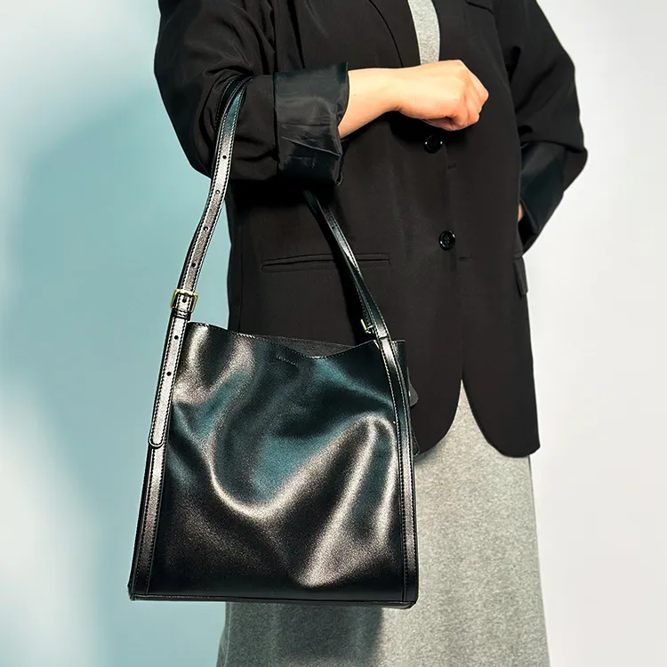 拉链黑色轻奢通勤托特包腋下双根单肩包牛皮包百搭女士