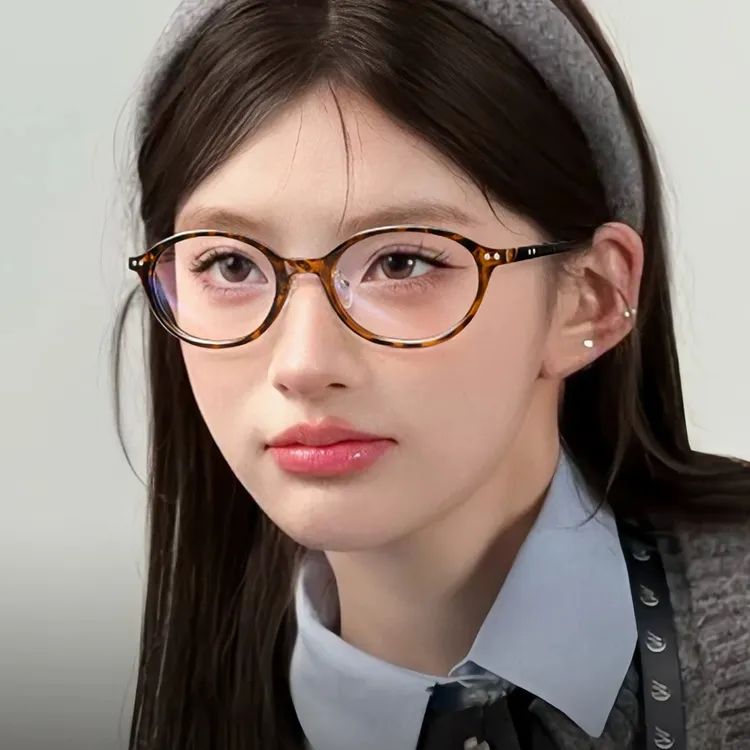 2025新款复古玳瑁眼镜女高级感书呆子椭圆素颜神器可配近视眼镜
