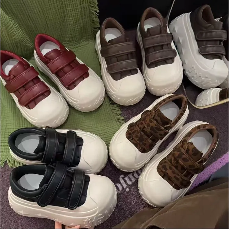 大头乐福鞋女2025新款做旧厚底松糕贝壳头低帮鞋魔术贴休闲鞋